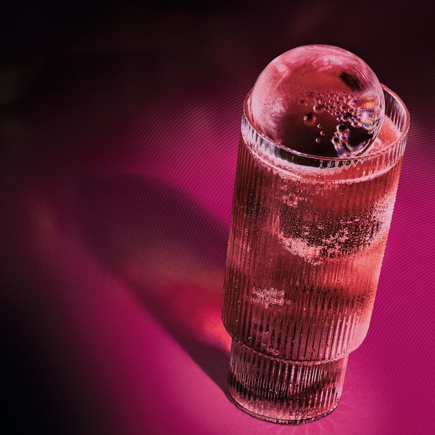 DIAGEO PM: Neu! Johnnie Walker Black Ruby für den Handel